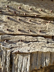 le portail neuf à Séguret